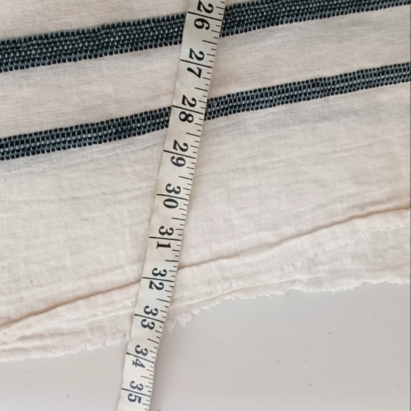 Anthropologie Farm Rio White Geometric Embroidered Aztec Tassel Cotton Poncho - Picture 12 of 16